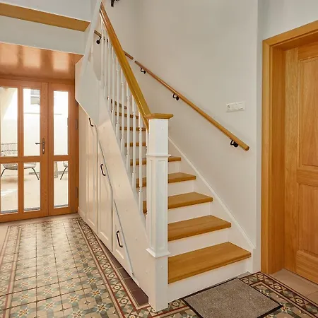 Apartment Winzerhaus 1658 - Und *
