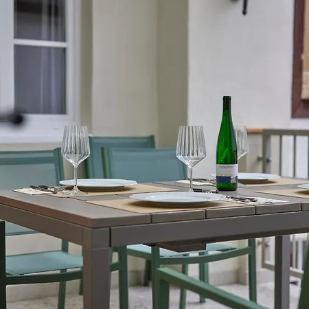 Apartment Winzerhaus 1658 - Und